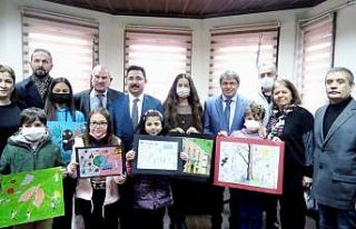Çocuklar veremle savaşı resimlediler