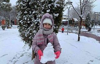 Çocukların kar sevinci