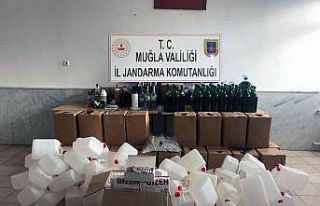 Datça’da kaçak içki operasyonu