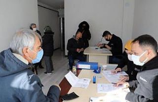 Deprem konutları teslim edilmeye devam ediyor