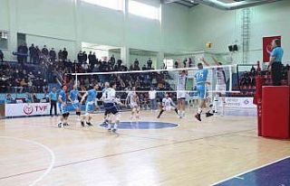 Develi Belediyespor liderliğe yükseldi