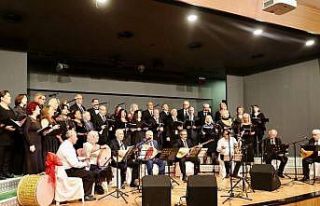 Didim Türkü Grubu’ndan yeni yıl konseri