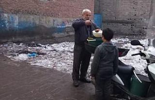 Diyarbakır’ın Dermanbabası’sı kapı kapı...