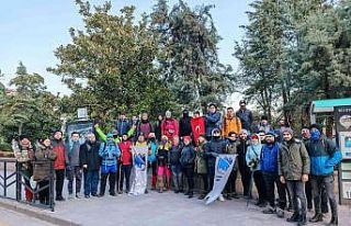 Doğaseverler Yunusemre Belediyesi ile yürüyüş...