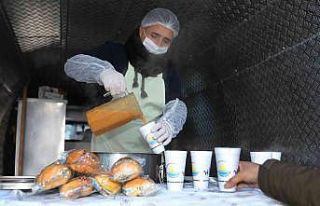 Dondurucu havada sıcak ikram