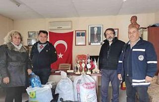 Dünya Türkleri Derneği’nin topladığı kapaklar...