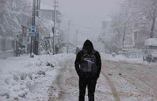 Düzce’de eğitime kar engeli