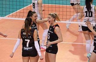 Eczacıbaşı Dynavit yarı finalde