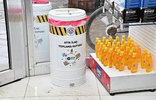 Eczanelere ’atık ilaç toplama kutuları’ dağıtıldı