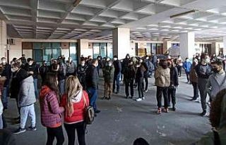 Edirne’de korkutan görüntü: Binlerce kişi Kovid...