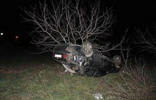 Edirne‘de otomobil şarampole uçtu