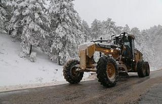 Edremit Belediyesi Kazdağları’nda yolları açıyor