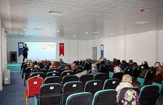 Edremit Belediyesinden kursiyerlere ağız ve diş...