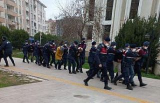 Edremit’te uyuşturucu operasyonu: 13 gözaltı