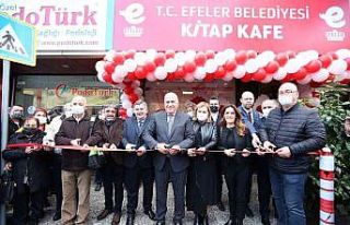 Efeler’de üçüncü Kitap Kafe açıldı