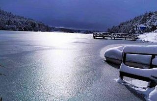 Eflani’de göller buz tuttu