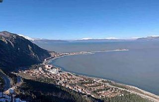 Eğirdir’de 3.2 büyüklüğünde deprem