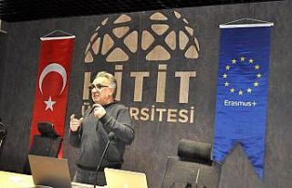 Eğitimcilere dijital yetenek semineri verildi