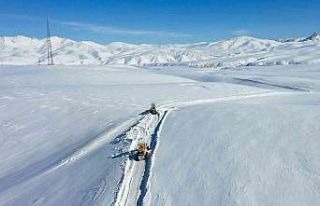 Eksi 30 derecede karla mücadele çalışması