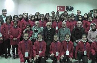 Emekli öğretmenler Kır Çiçeklerini ziyaret etti