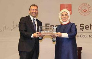 Emine Erdoğan: “2030 için hedefimiz engelsiz bir...
