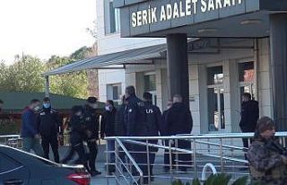 Emlak zengini kadının cinayet şüphelisi 6 şahıs,...