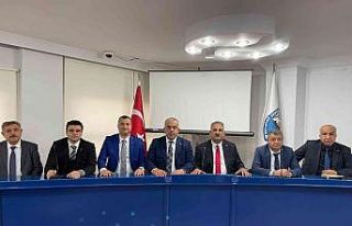 Emlakçılar Odası’nda Mehmet Sinan Canpolat güven...