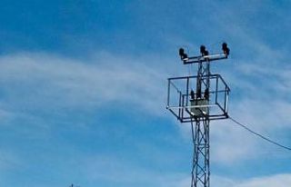 Enerji kahramanlarının karlı yollarda zorlu mücadelesi...