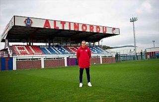 Enis Destan’dan, Altınordu’ya duygusal veda