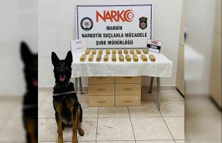 Eroini yedek lastiğe sakladı, ekiplerden kaçamadı
