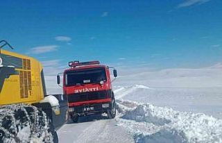 Erzurum Büyükşehir susuz kalan vatandaşları yalnız...