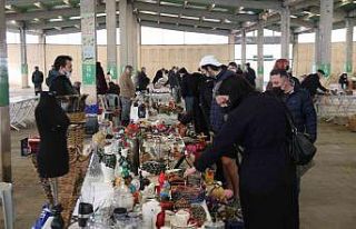 Eskişehir’de yeni yılın ilk antika pazarı kuruldu