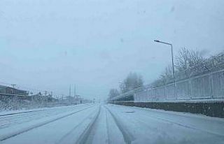 Etkisini gösteren kar, Sakarya’yı beyaza bürüdü