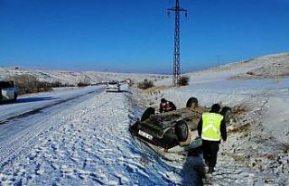 Evden hastaneye gitmek için yola çıkıp, ambulansla...