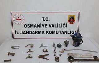 Evden hırsızlık yapan zanlı yakalandı