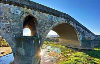 Fabrikaların arasında 500 yıllık tarih