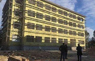 Fen lisesi inşaatı hızla sürüyor