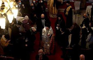 Fener Rum Patriği Bartholomeos Trilye’de ayin yönetti