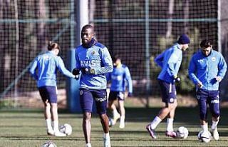 Fenerbahçe, Adana Demirspor maçı hazırlıklarına...