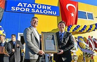 Fethiye’de yapımı tamamlanan Atatürk Spor Salonu...