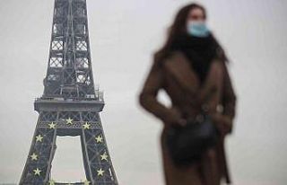 Fransa’da son 24 saatte 324 bin 580 yeni vaka