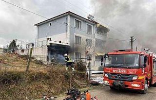Garajda çıkan yangın korku dolu anlara neden oldu