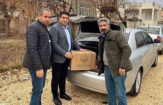 Gazetecilerden anlamlı günde anlamlı yardım