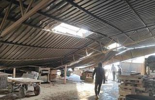 Gaziantep’te 6 günde 120 çatı çöktü, 254 hayvan...