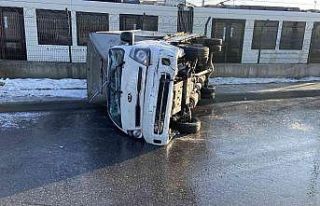 Gaziosmanpaşa’da araç takla attı: 1 yaralı