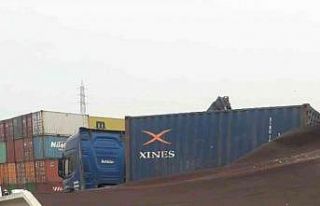 Gemlik’te Tır kayıt merkezini dağıttı, 3 Yaralı