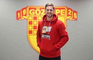 Göztepe, Boşnak kaleci Kenan Piric’i kadrosuna...