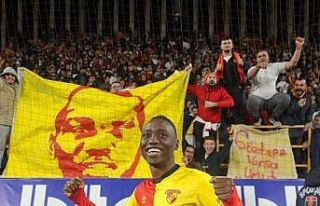 Göztepeli Obinna Nwobodo, ligin en iyisi oldu