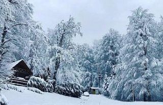 Güzeldere Şelalesi kampçıların uğrak noktası...
