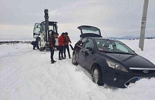 Habere giderken yolda kalan İHA muhabirine özel...